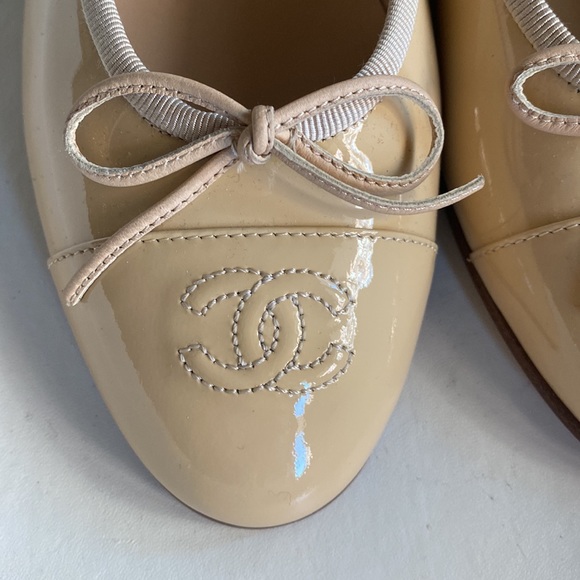 Chanel Nude Patent Leather Ballet flats - Picture 5 of 15